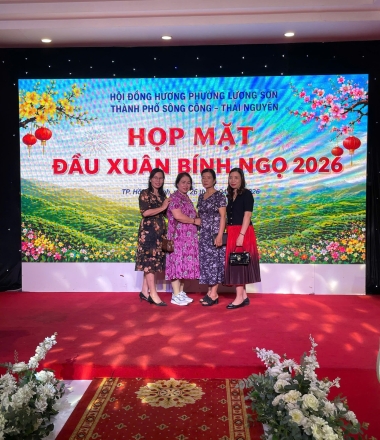 Âm Thanh & Ánh Sáng