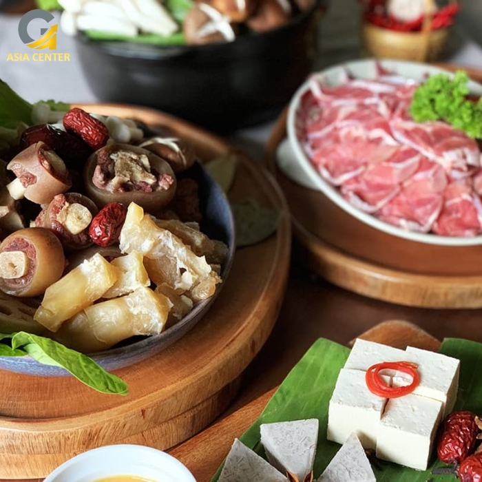 Lẩu Đuôi Bò + Mì Trứng