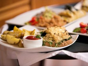 cac_mon_dai_tiec_cuoi_cach_xay_dung_thuc_don_chuan_xac_1