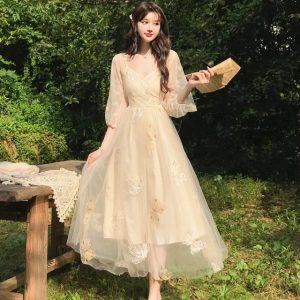 top_3_mau_dam_du_tiec_cuoi_thanh_lich_1