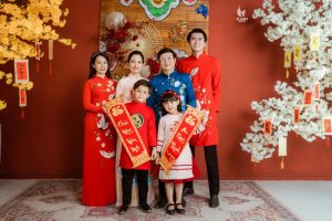 trang_phuc_du_tiec_gia_dinh_1